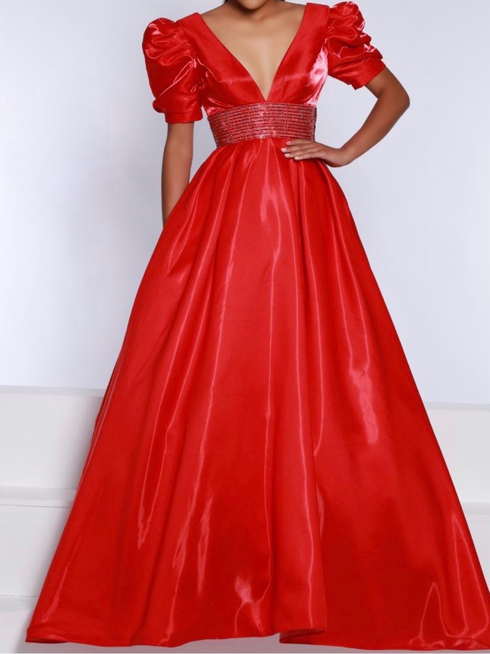 Johnathan Kayne Elegant Red V-Neck Puff Sleeve Evening Gown